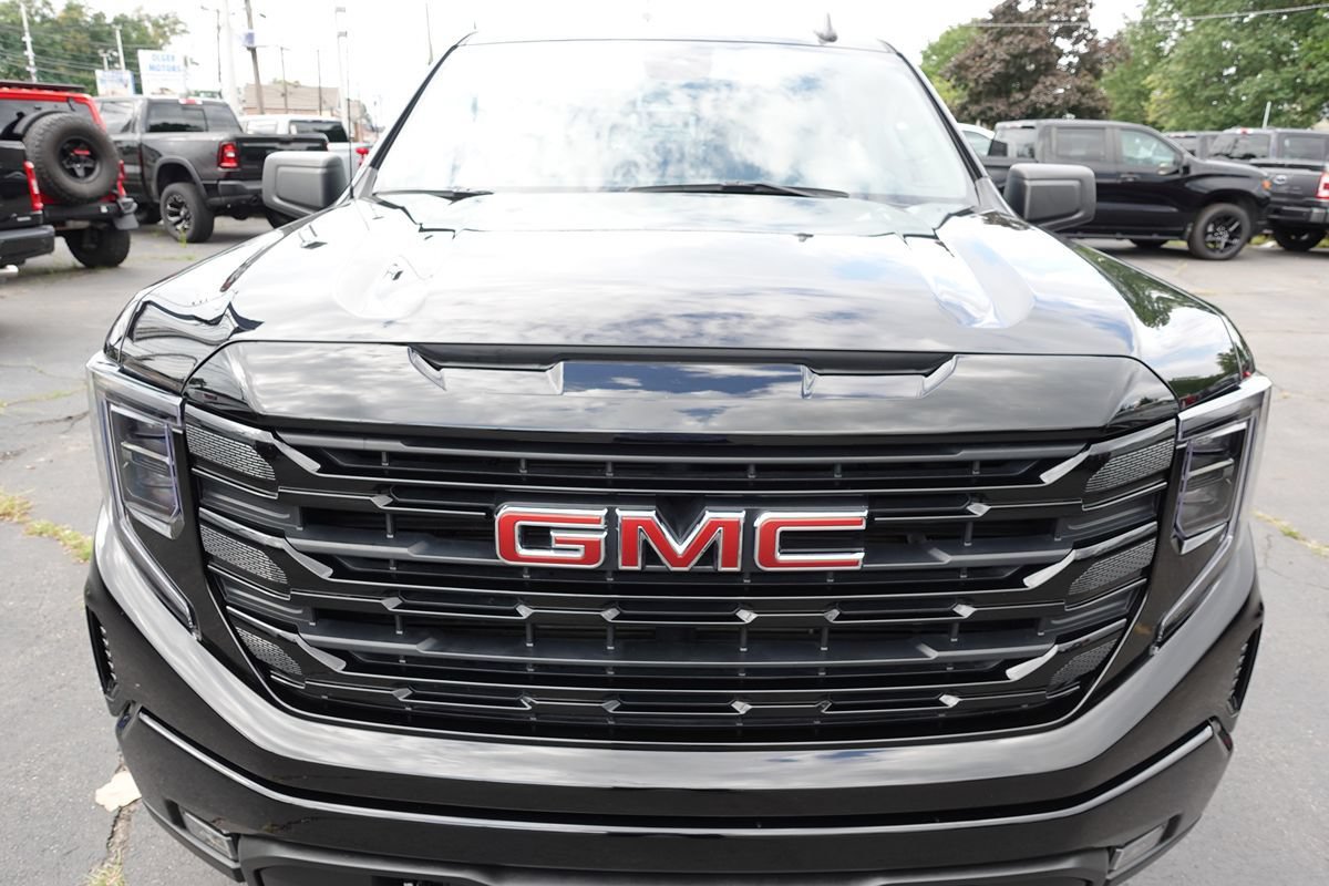 Used 2023 GMC Sierra 1500 Elevation AWD/4WD image 6