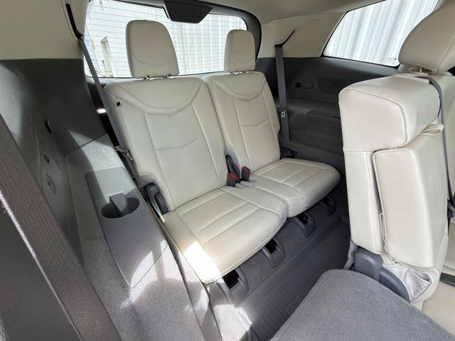 Used 2024 Cadillac XT6 Premium Luxury w/ Technology Package AWD/4WD image 24