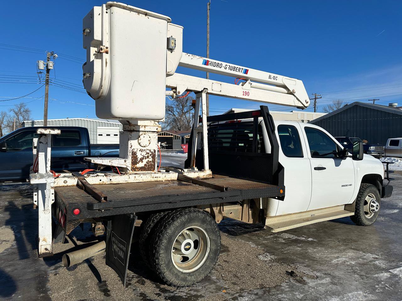 Used 2011 Chevrolet Silverado 3500 W/T AWD/4WD image 9