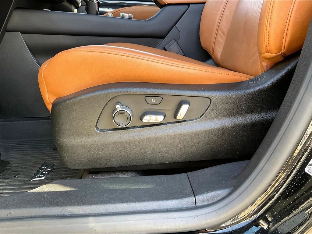 Used 2024 Cadillac XT4 Sport AWD/4WD image 28
