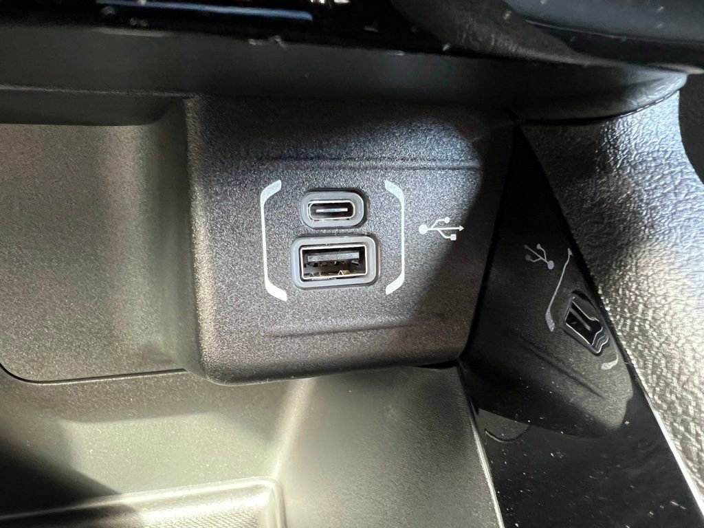 New 2026 Jeep Compass Latitude image 35