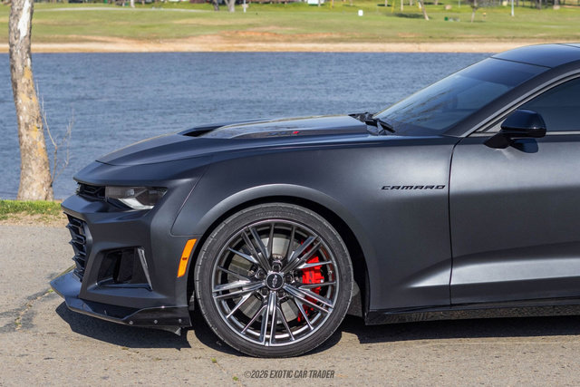 Used 2024 Chevrolet Camaro ZL1 RWD image 4
