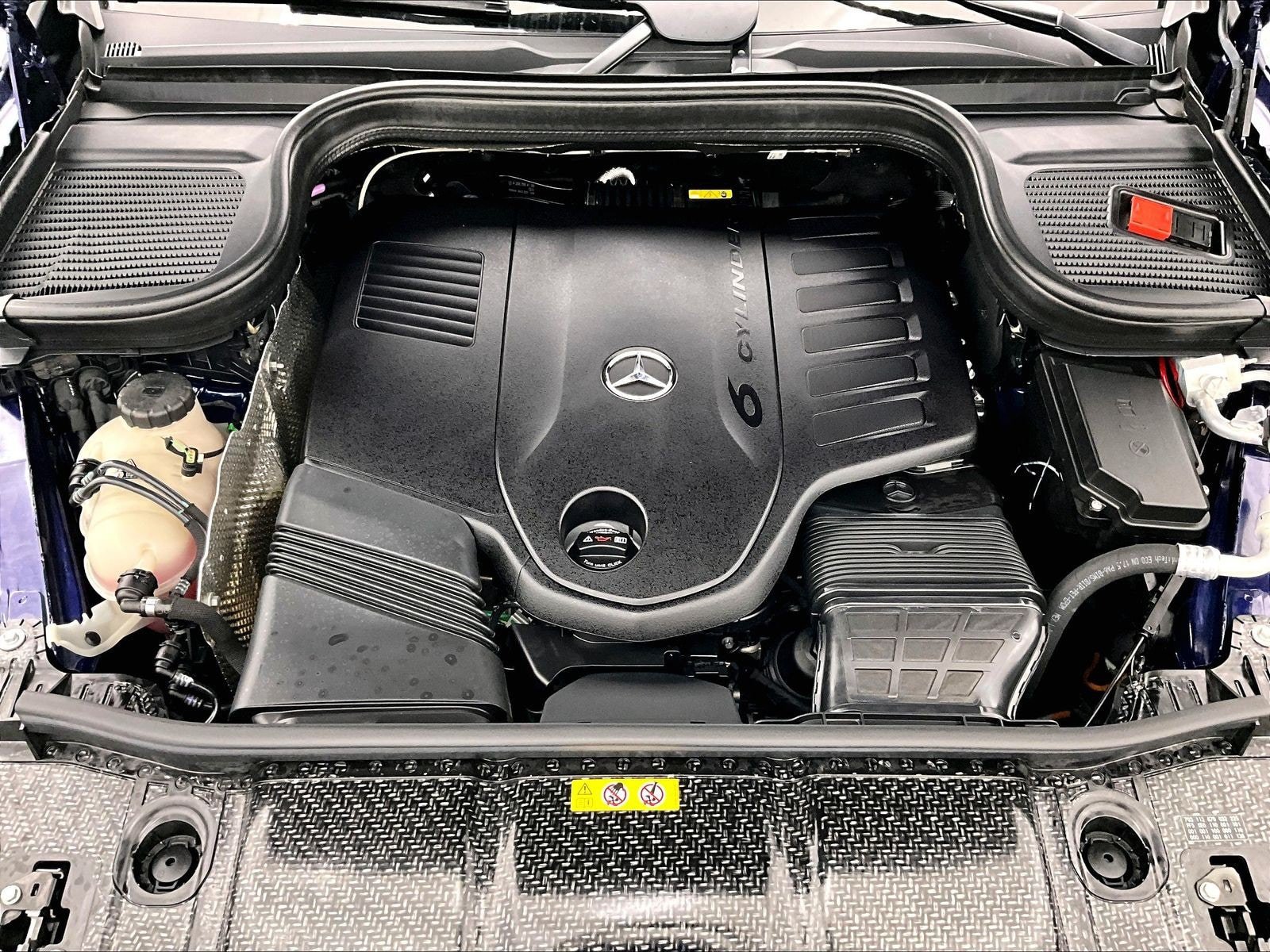Used 2026 Mercedes-Benz GLS 450 4MATIC image 9