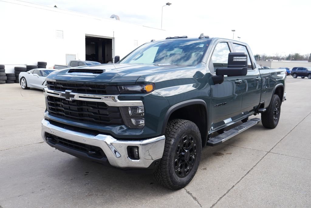 New 2026 Chevrolet Silverado 3500 LT w/ All Star Edition image 4