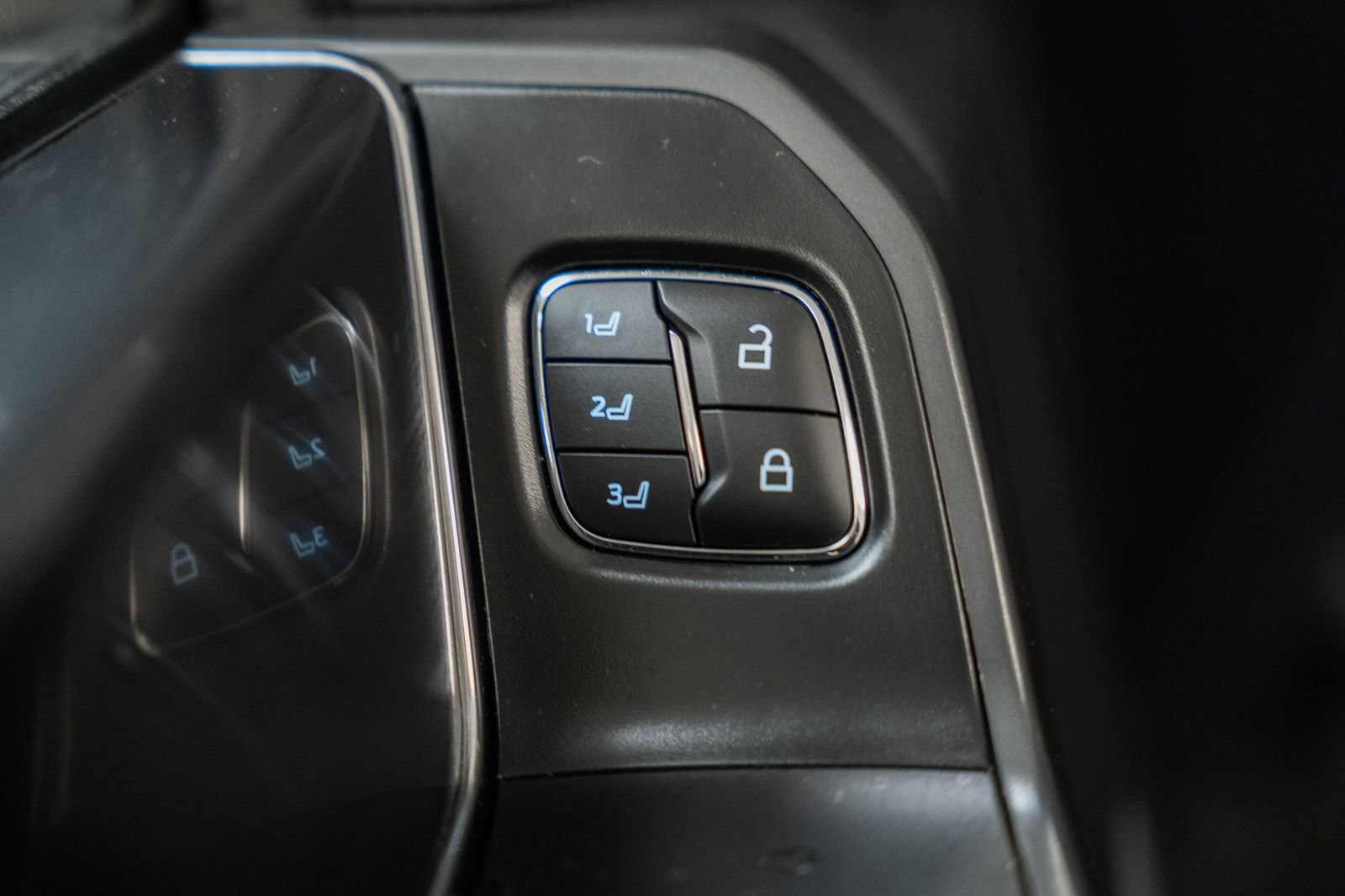 Certified 2025 Ford F150 Lariat w/ Equipment Group 502A High image 48