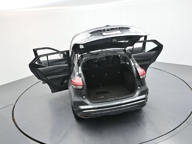 Used 2025 Nissan Kicks Play S FWD image 58