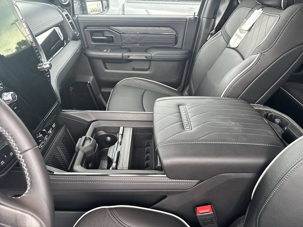 New 2026 RAM 2500 Limited AWD/4WD image 21