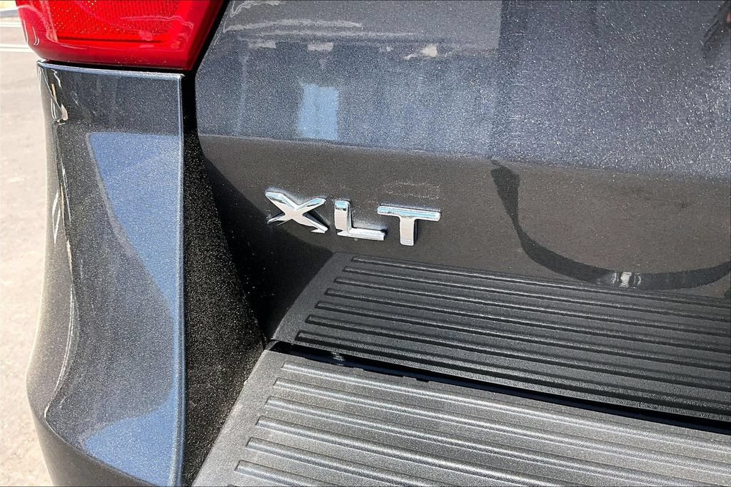 Used 2020 Ford Expedition XLT w/ Equipment Group 202A RWD image 28