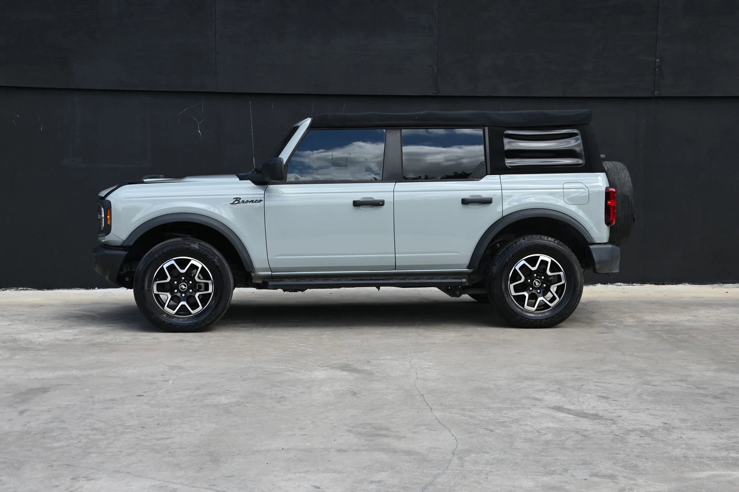 Used 2022 Ford Bronco 4-Door image 7