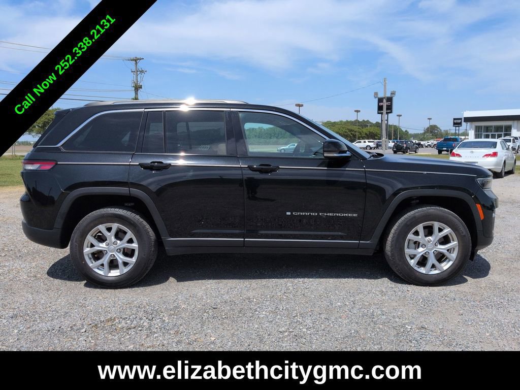 Used 2023 Jeep Grand Cherokee Limited image 2