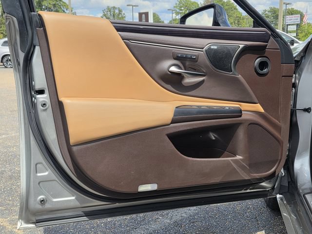 Used 2021 Lexus ES 350 w/ Accessory Package 2 FWD image 17