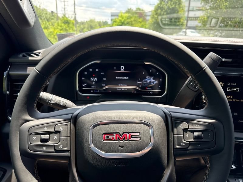 Used 2024 GMC Sierra 2500 AT4 w/ AT4 Premium Plus Package AWD/4WD image 30