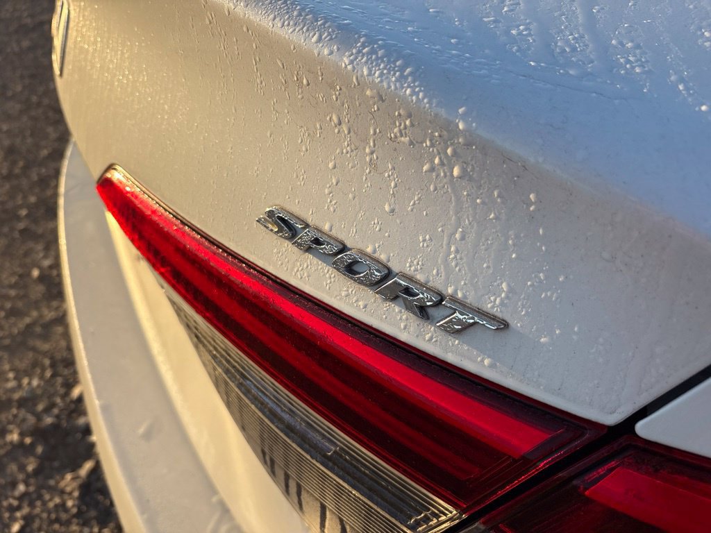 Used 2023 Honda Civic Sport image 4