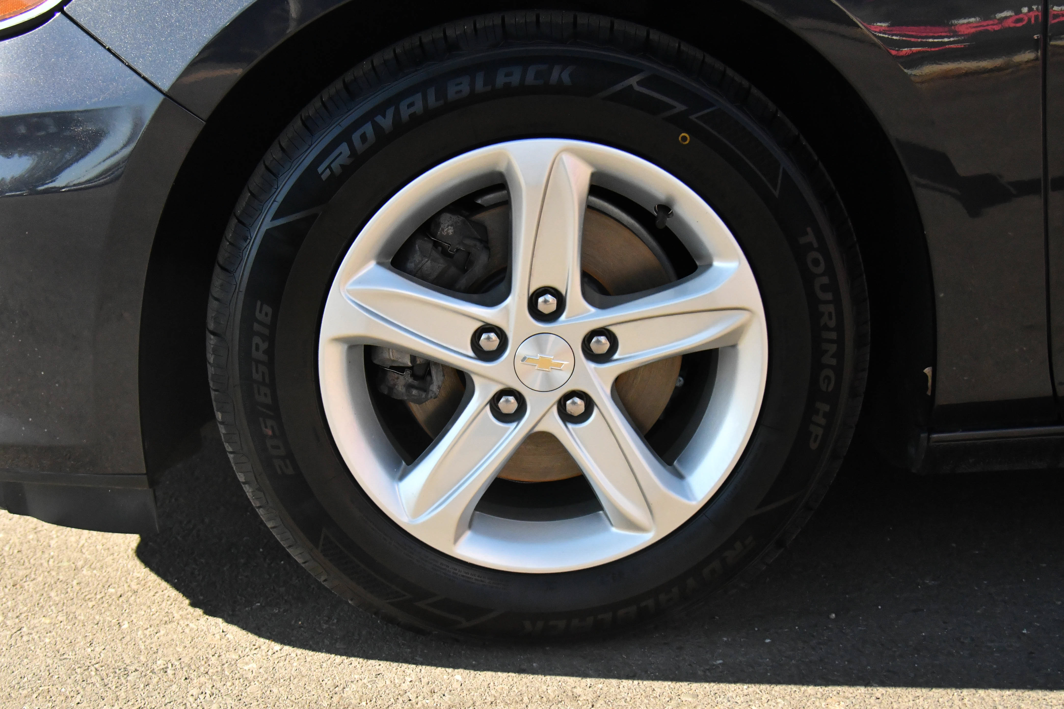 Used 2022 Chevrolet Malibu LS FWD image 12