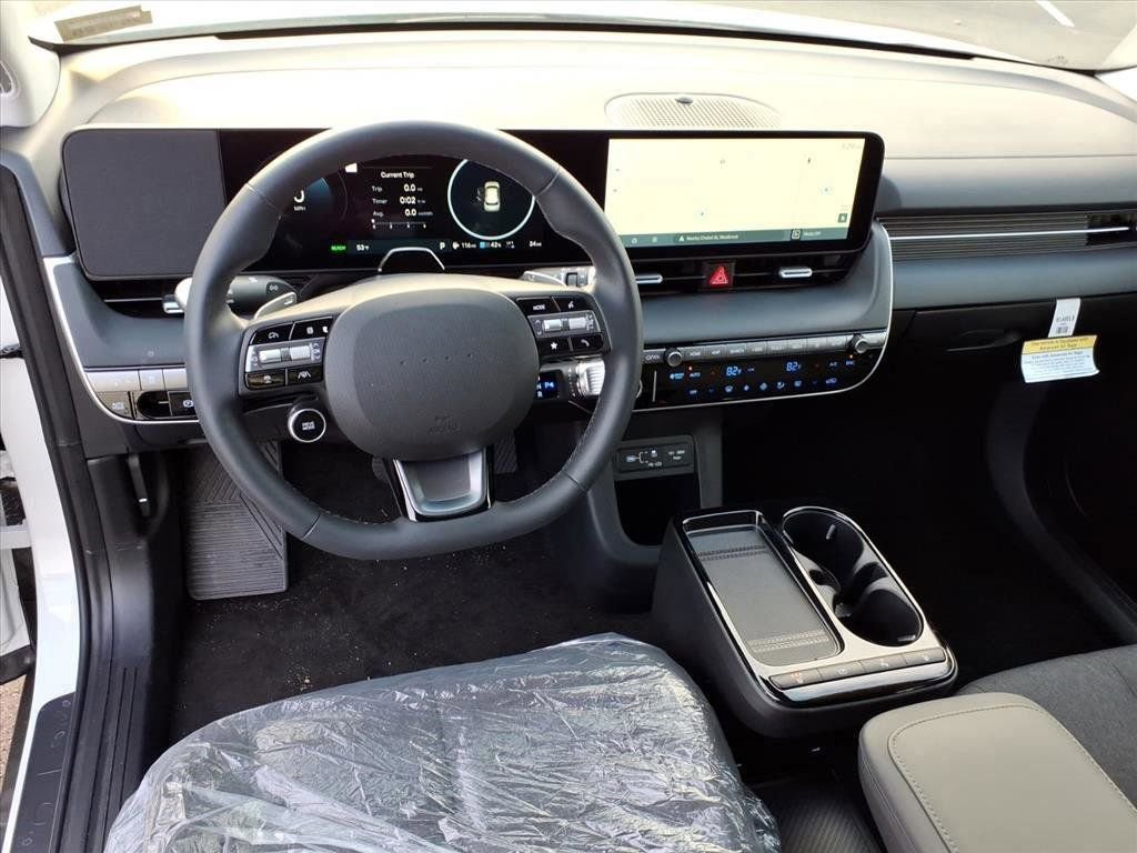 New 2025 Hyundai Ioniq 5 SE image 5