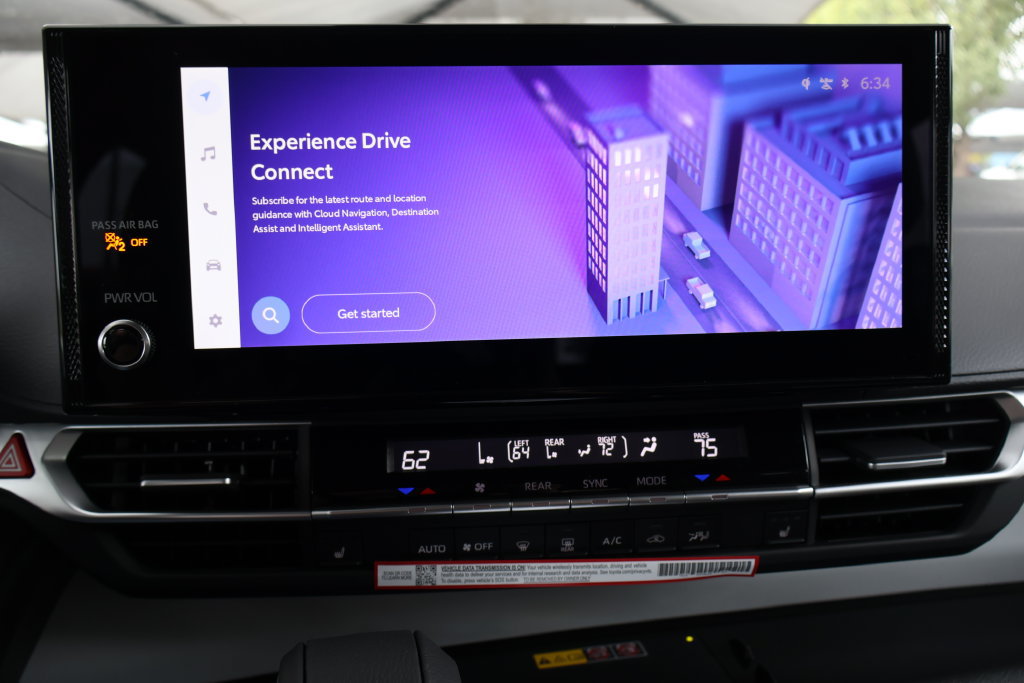 New 2026 Toyota Sienna XLE AWD/4WD image 5