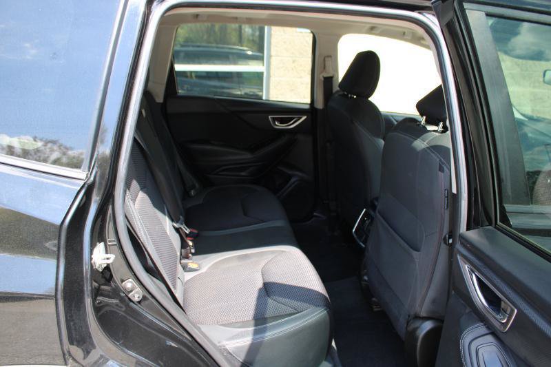 Used 2022 Subaru Forester Premium AWD/4WD image 10