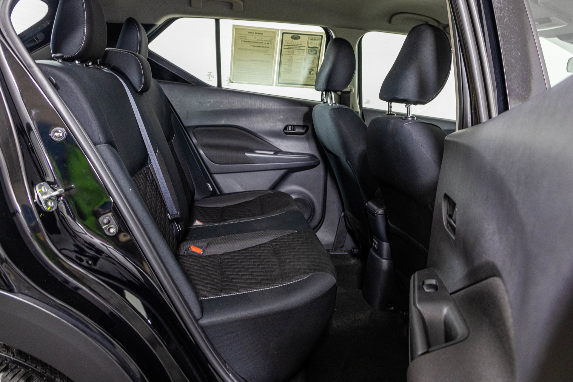 Used 2022 Nissan Kicks S FWD image 40