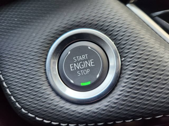 Used 2026 Chevrolet Equinox LT FWD image 8