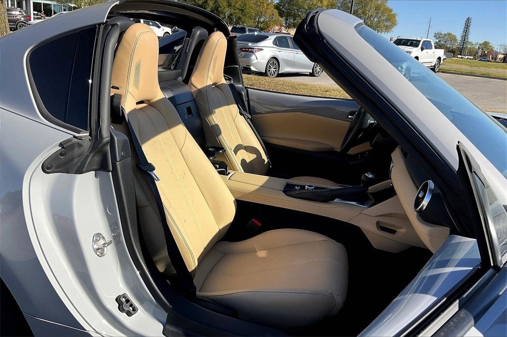 Used 2025 MAZDA MX-5 Miata RF Grand Touring image 30