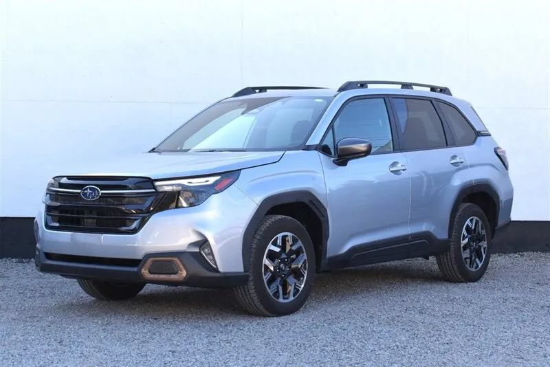 Used 2025 Subaru Forester Premium w/ Convenience Package #1 AWD/4WD image 7