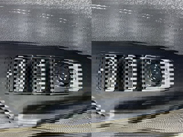 Used 2023 Kia K5 GT-Line image 18