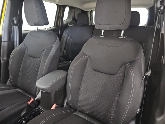 Used 2023 Jeep Renegade Altitude w/ Convenience Group I image 23