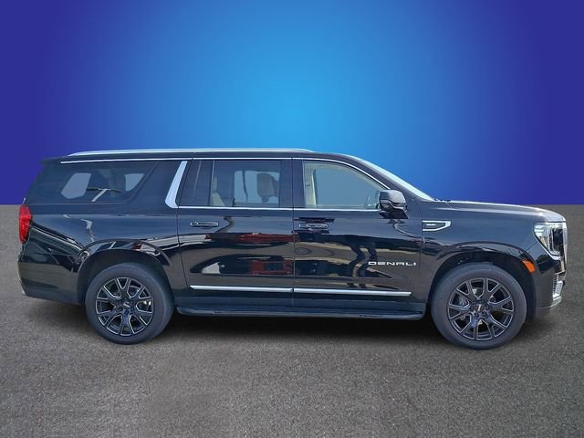 Used 2024 GMC Yukon XL Denali image 4