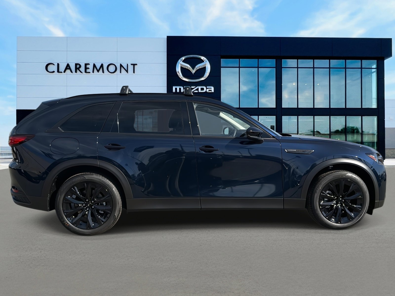 New 2026 MAZDA CX-90 Plug-In Hybrid w/Premium Sport AWD/4WD image 4