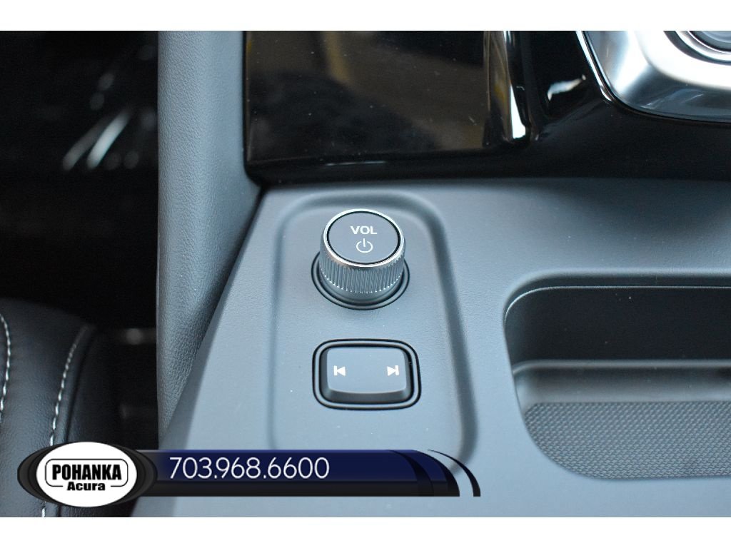 New 2026 Acura MDX w/ Technology Package AWD/4WD image 17