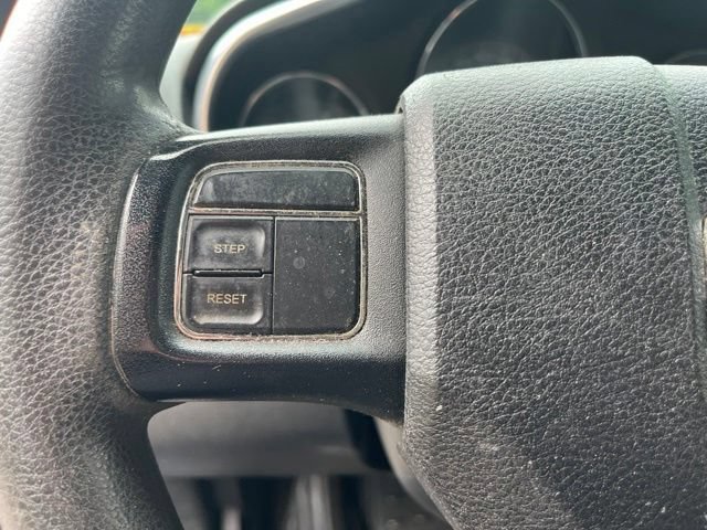 Used 2013 Dodge Avenger SE FWD image 24