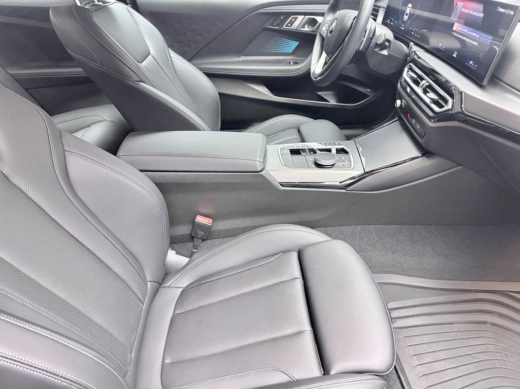Used 2023 BMW 230i xDrive Coupe w/ Premium Package image 12