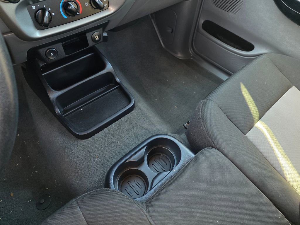 Used 2011 Ford Ranger XLT image 18