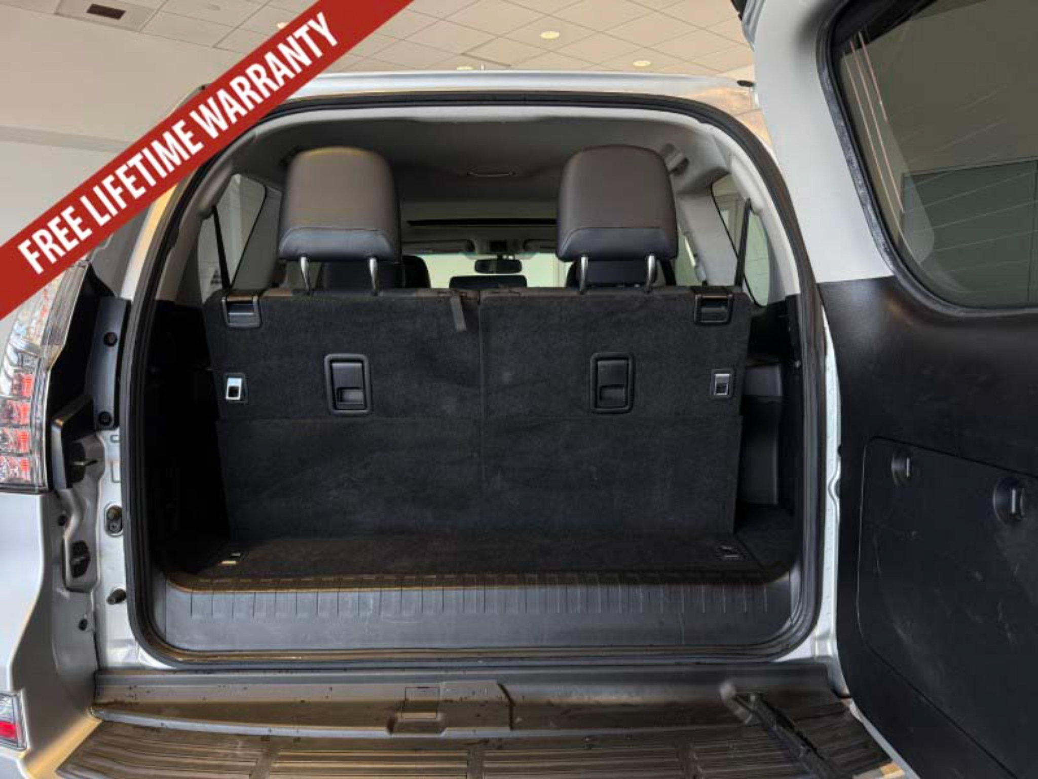 Used 2018 Lexus GX 460 w/ Navigation Package AWD/4WD image 33