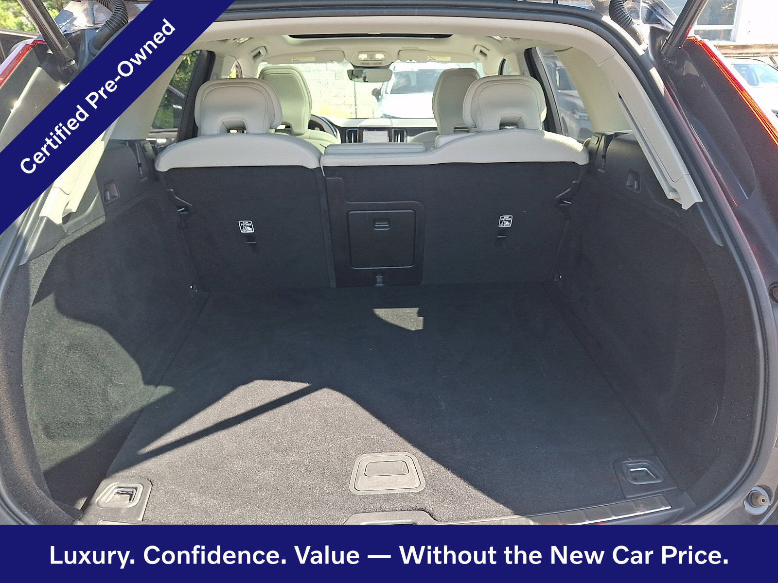 Certified 2023 Volvo XC60 B5 Plus w/ Climate Package AWD/4WD image 29