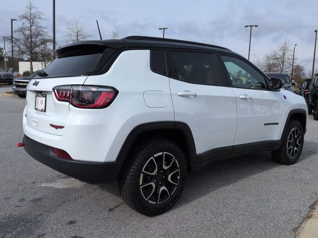 New 2026 Jeep Compass Trailhawk AWD/4WD image 4