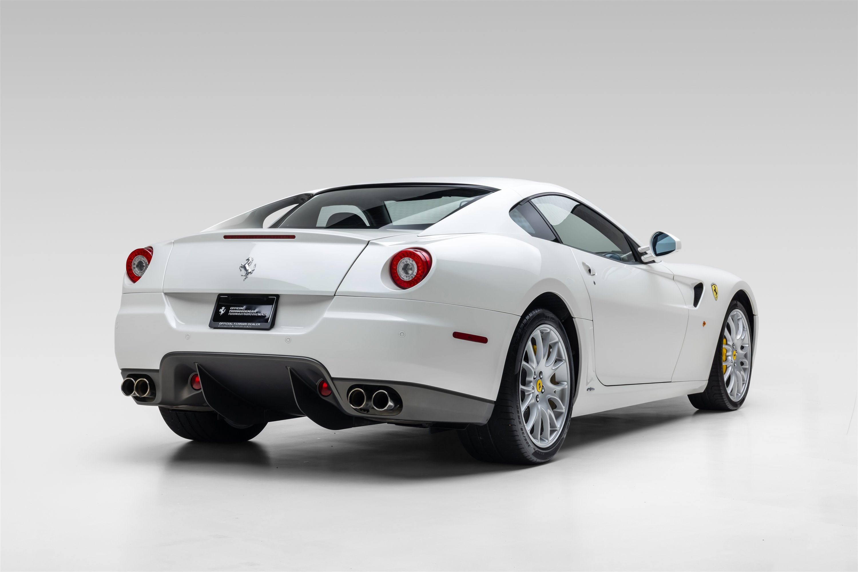 Certified 2010 Ferrari 599 GTB Fiorano RWD image 9