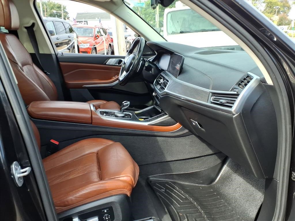 Used 2019 BMW X7 xDrive40i w/ Dynamic Handling Package image 42