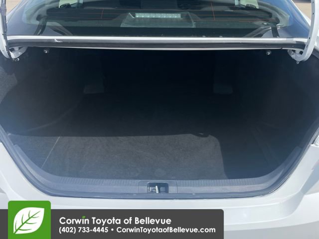 Used 2025 Toyota Camry LE FWD image 30