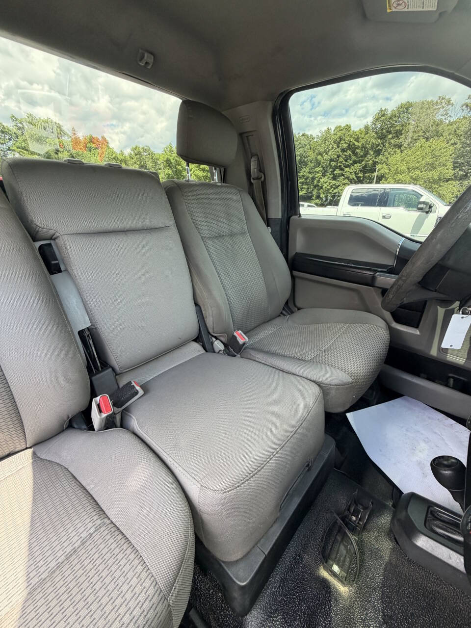 Used 2017 Ford F550 4x4 Regular Cab Super Duty image 45