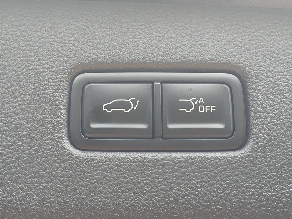 New 2026 Kia Carnival EX FWD image 8