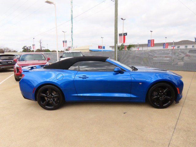 Used 2017 Chevrolet Camaro SS image 8