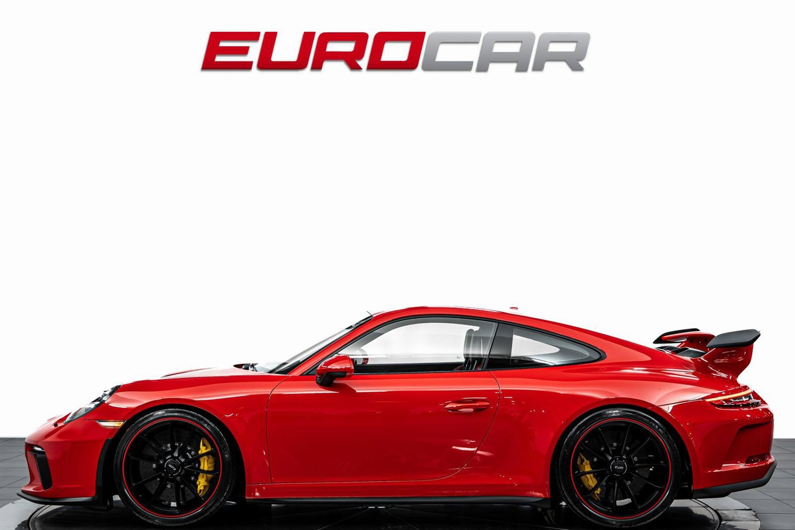 Used 2018 Porsche 911 GT3 RWD image 2