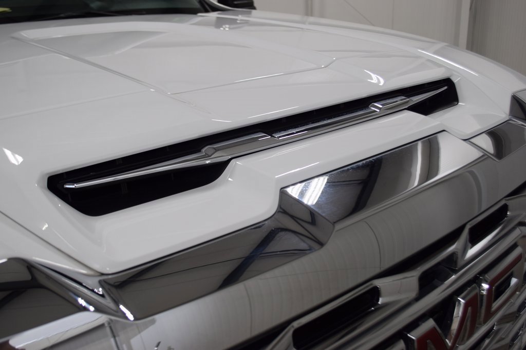 Used 2024 GMC Sierra 3500 Denali w/ Denali Reserve Package image 14