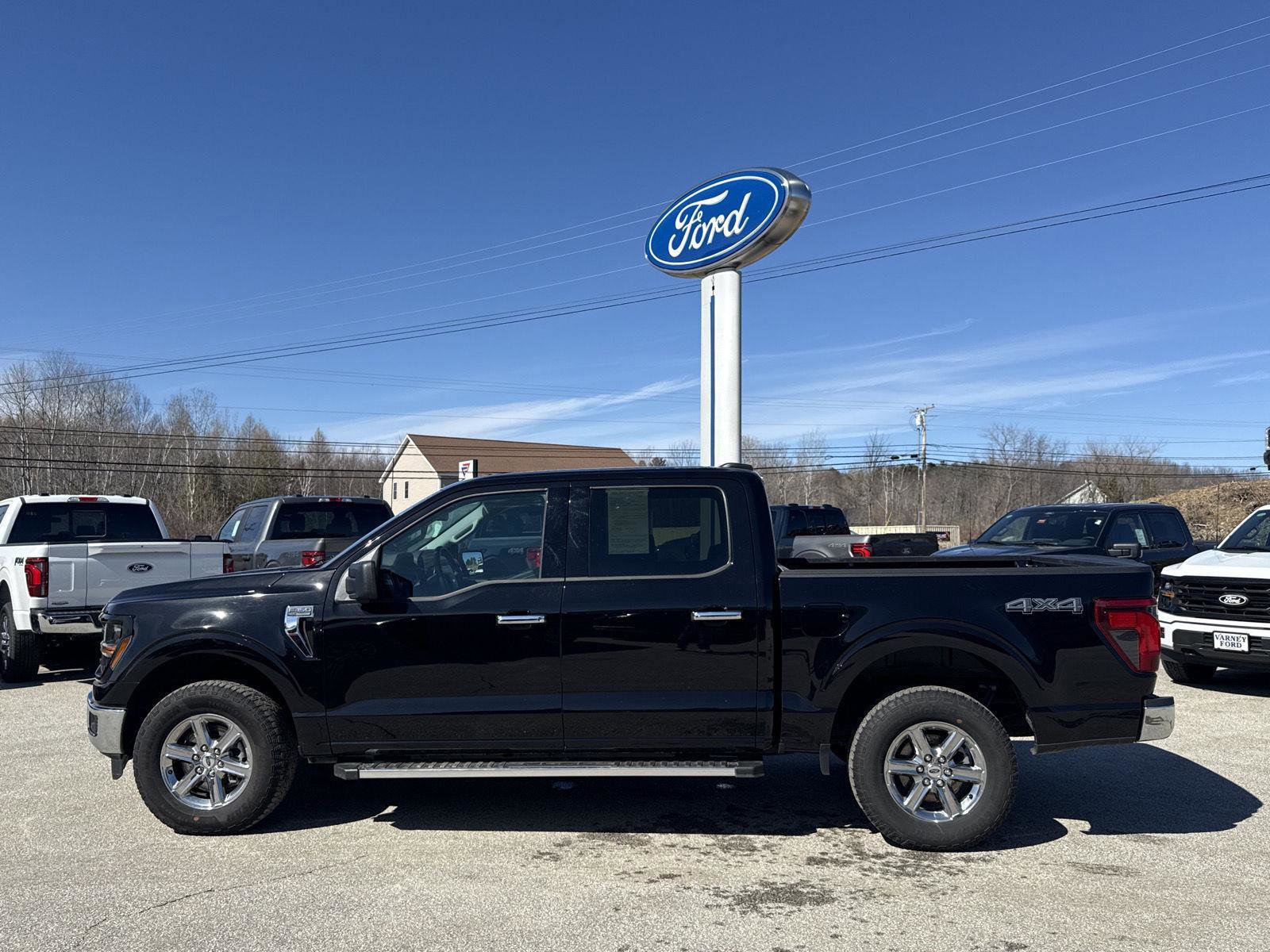 Used 2025 Ford F150 XLT w/ Equipment Group 301A Standard image 3