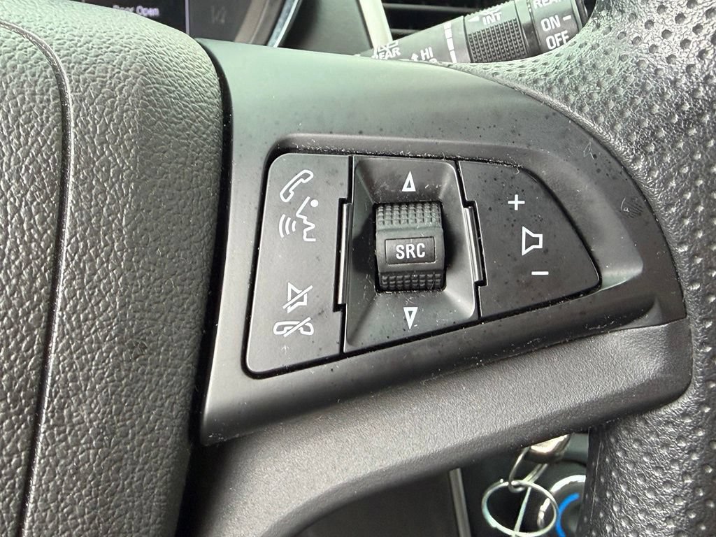 Used 2019 Chevrolet Trax LS w/ Air And Auto Package FWD image 34