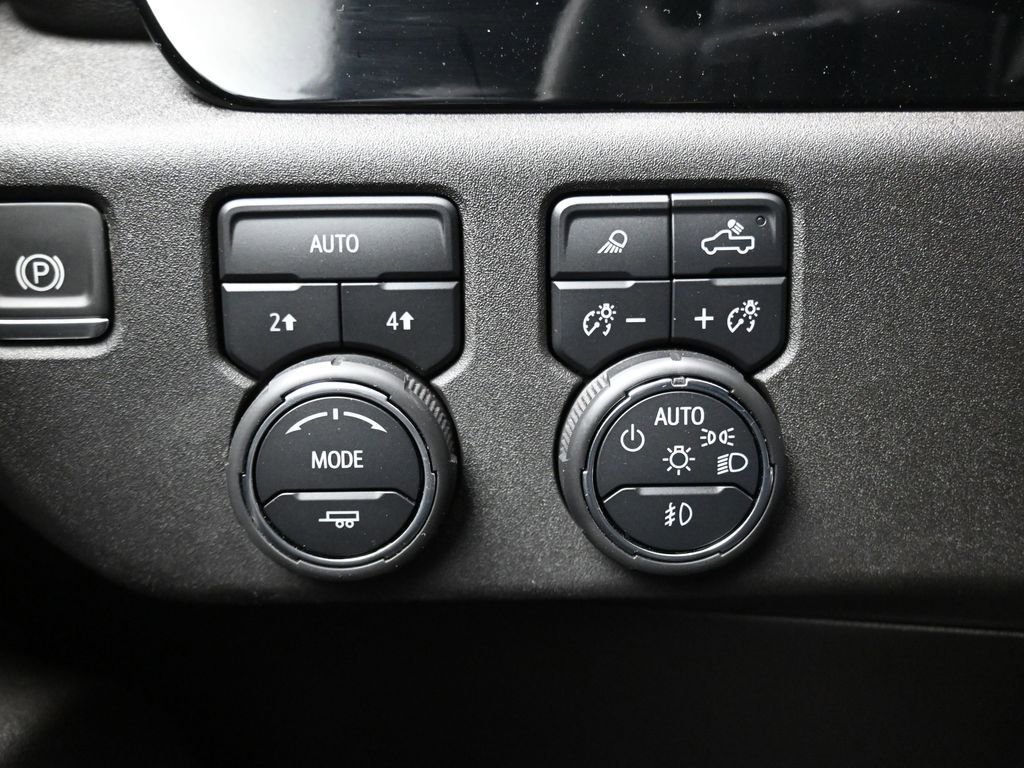 Used 2024 Chevrolet Silverado 1500 LTZ image 26