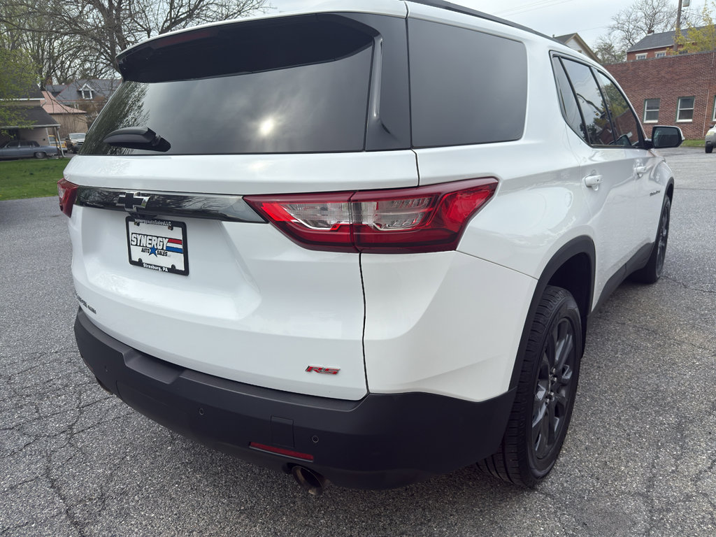Used 2019 Chevrolet Traverse RS w/ LPO, Floor Liner Package AWD/4WD image 5
