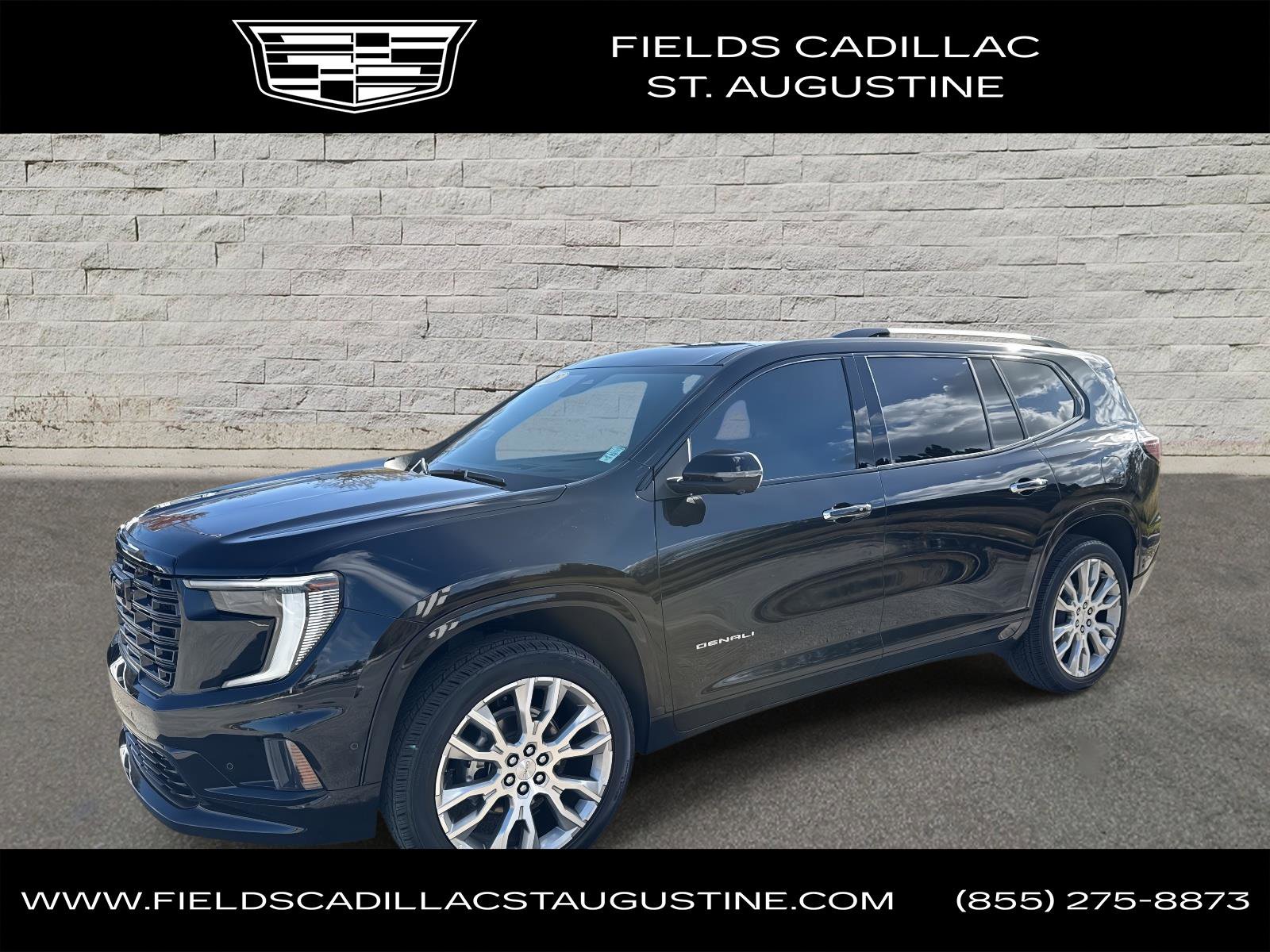 Used 2025 GMC Acadia Denali w/ Super Cruise Package image 1