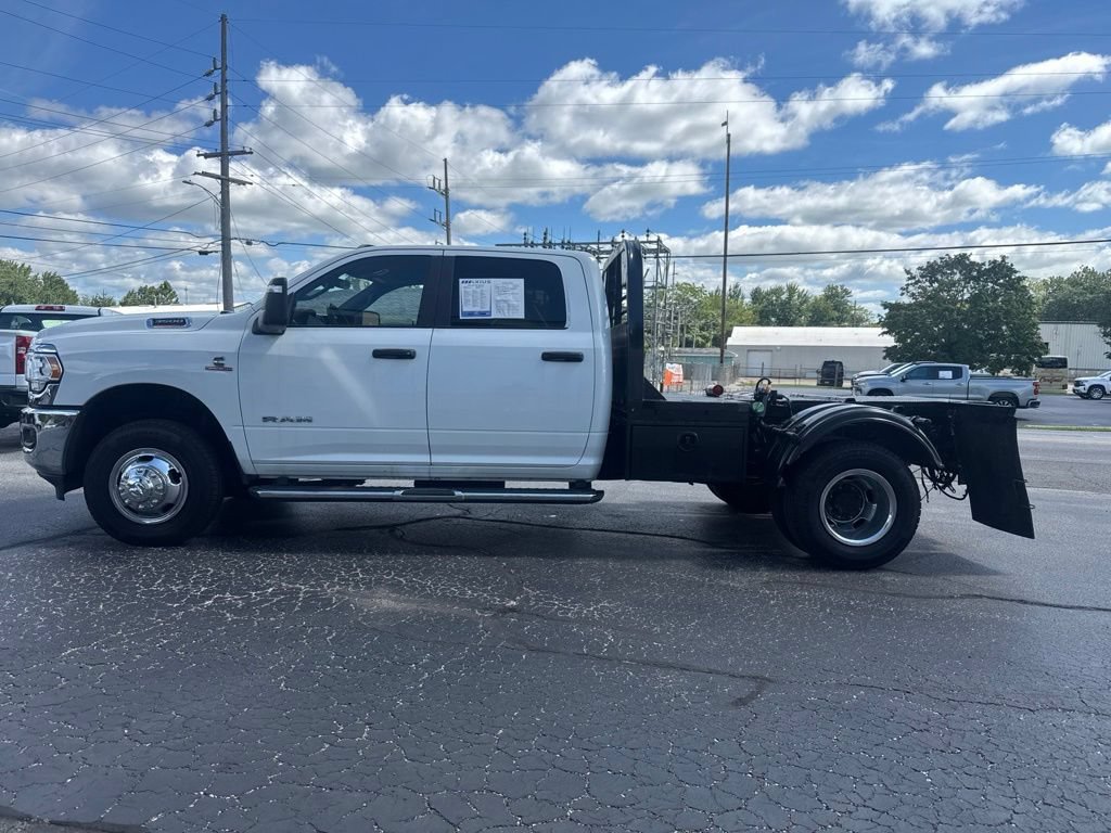 Used 2024 RAM 3500 Big Horn AWD/4WD image 4